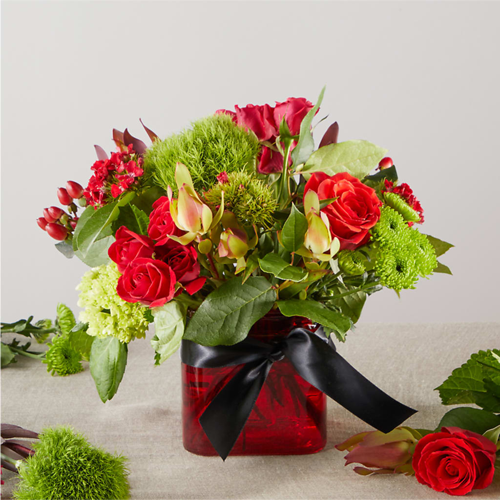 Heritage Kindle – A Florist Original – Greenery Plus Florist, Monroe NY