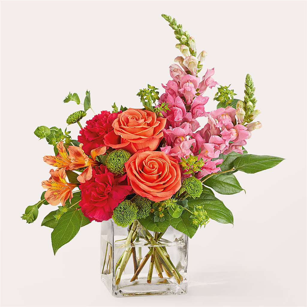 Cosmopolitan Bouquet – Greenery Plus Florist, Monroe NY
