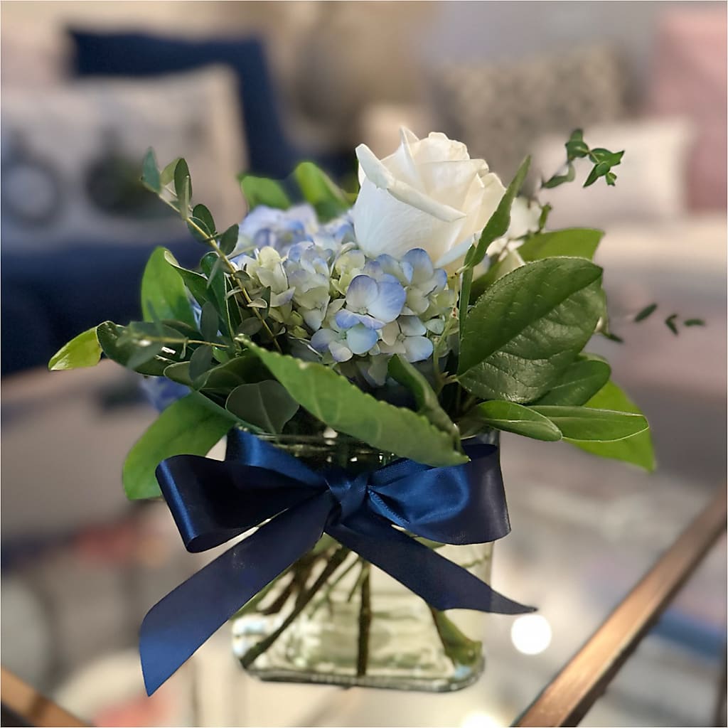 Sky Blue Delight Bouquet –  Greenery Plus Florist, Monroe NY